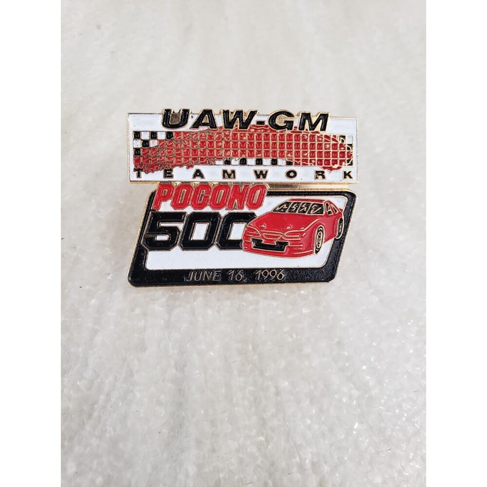 UAW-GM Pocono 500 1996 Collectible Race Car Pin Pinback Lapel‎